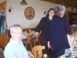 Foto von Hans-Bernhard mit Frau Irmgard und Gerlinde